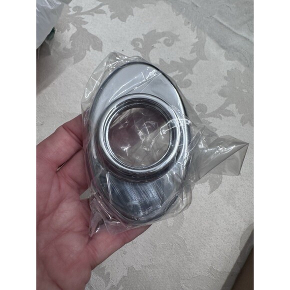 Kwikset Chelsea Single Cylinder Handleset Smartkey Polished Chrome Exterior ONLY - Picture 11 of 16